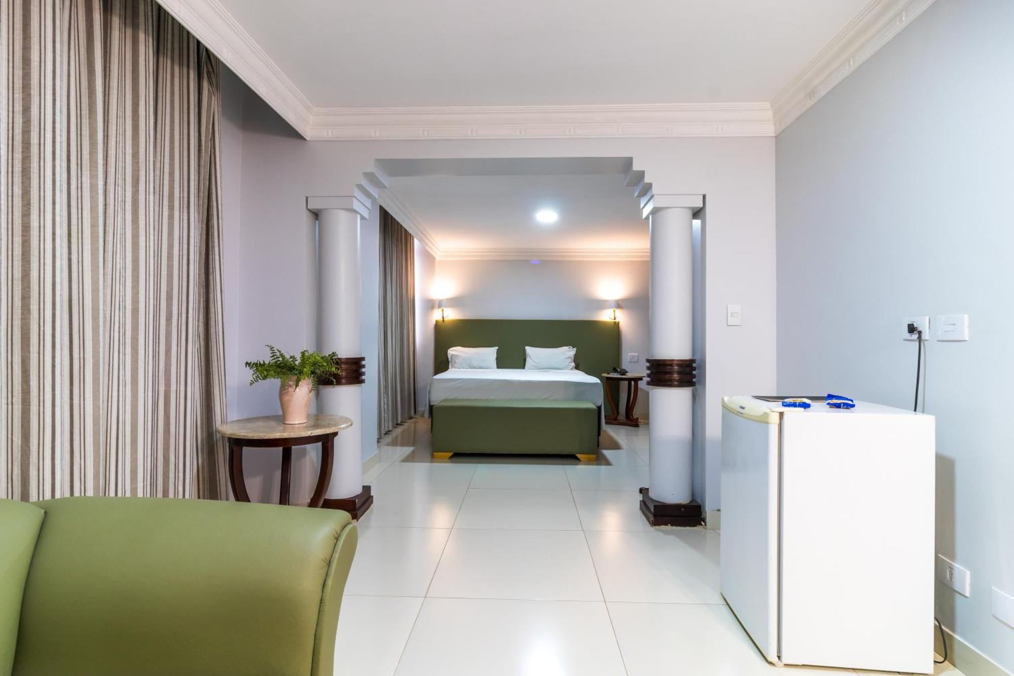 Umuarama Plaza Hotel By Castelo Itaipava Goiânia Exteriér fotografie
